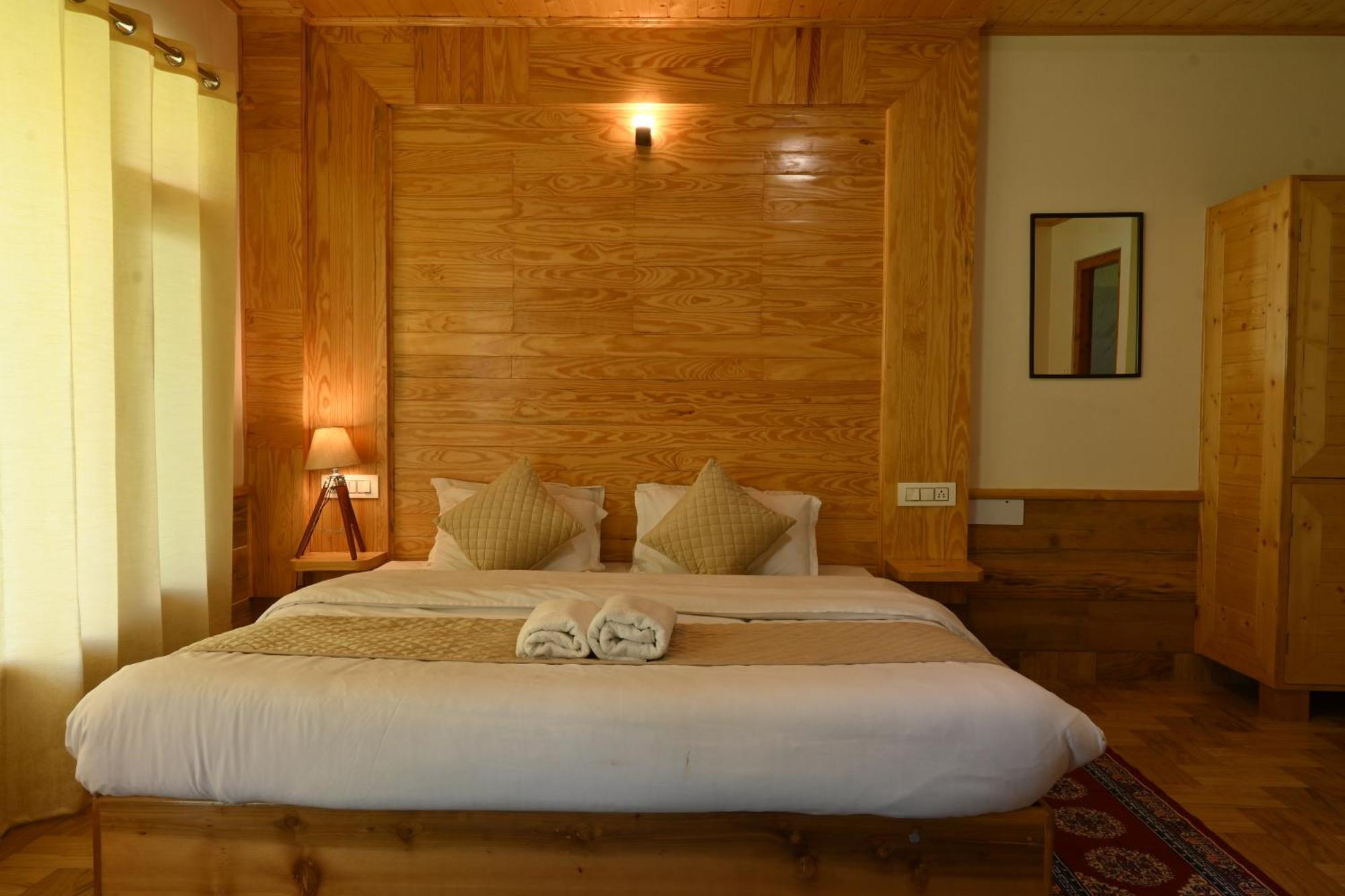 Cascade Mountain Retreat Manali Bed & Breakfast Ngoại thất bức ảnh