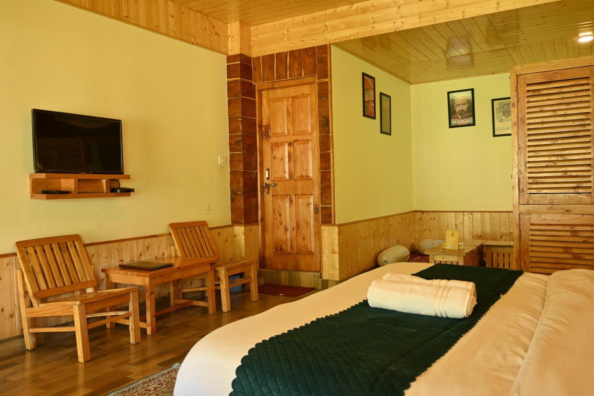 Cascade Mountain Retreat Manali Bed & Breakfast Ngoại thất bức ảnh