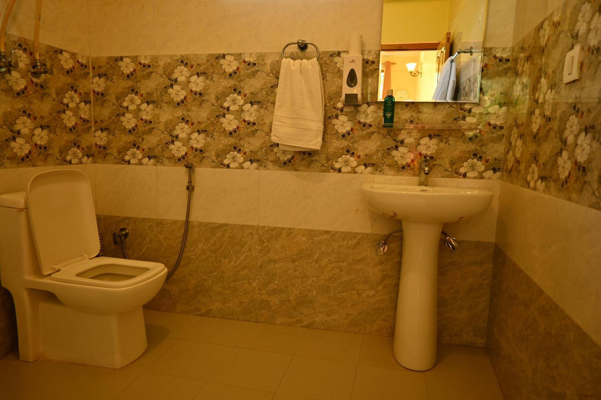 Cascade Mountain Retreat Manali Bed & Breakfast Ngoại thất bức ảnh